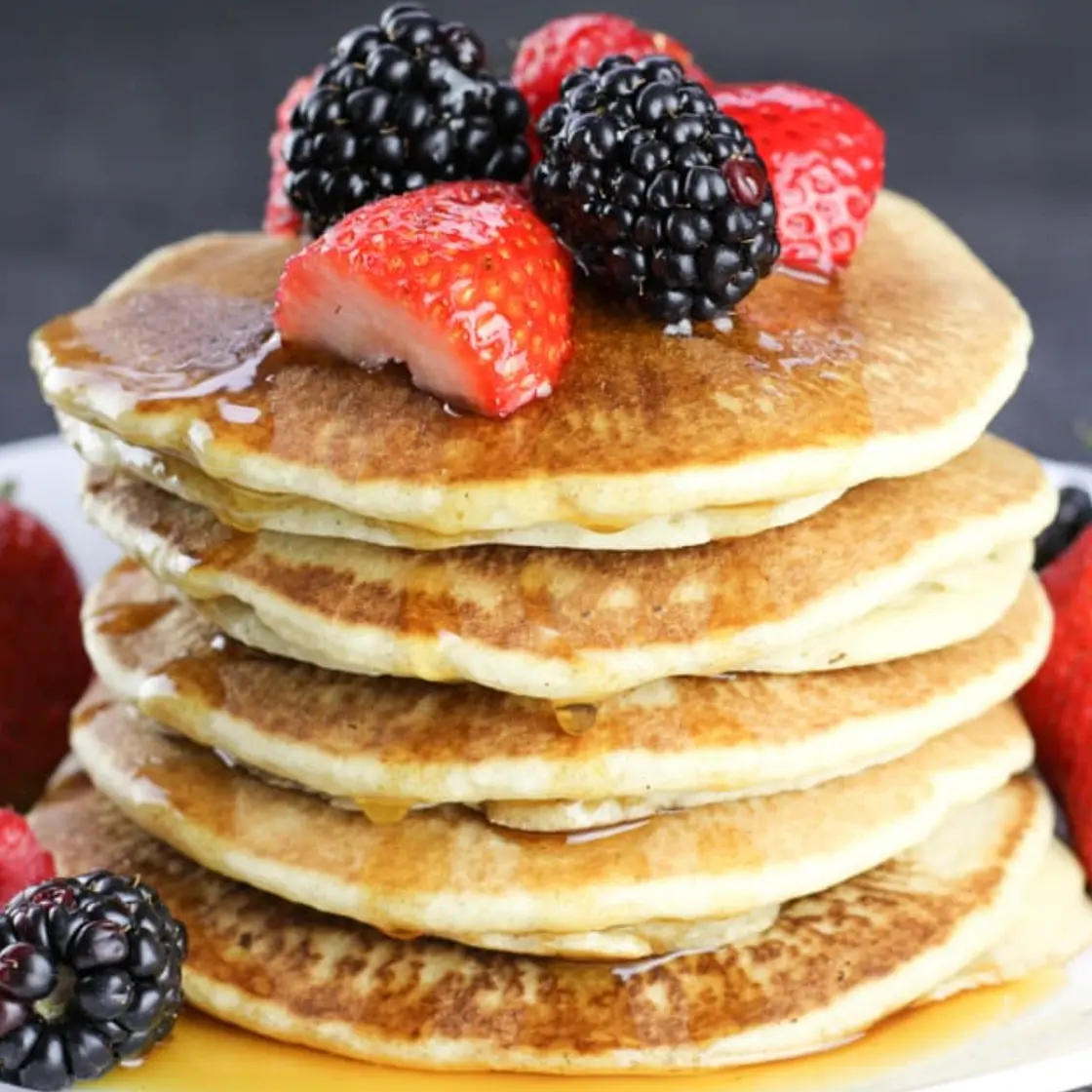 Buttermilk Pancakes with Ham Steaks & Fruit