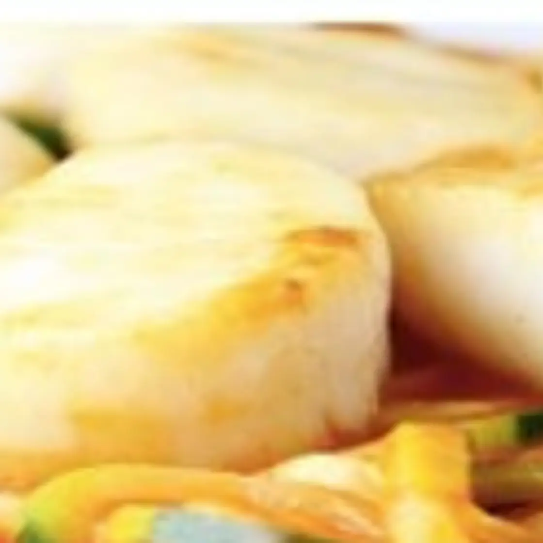 Pan-Seared Scallops and Palamini Noodles with Roasted Red Pepper Sauce