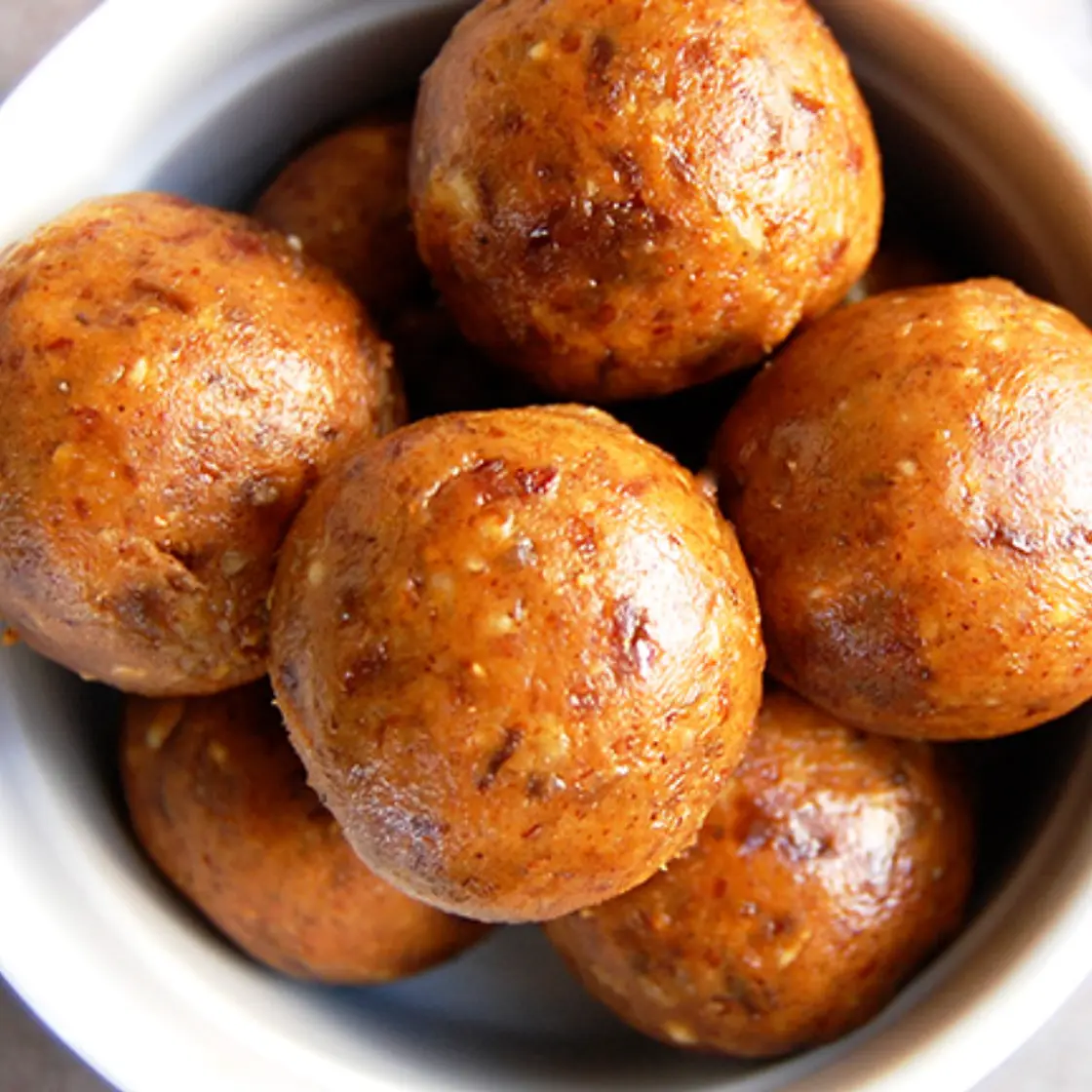 No-Bake Pumpkin Energy Balls