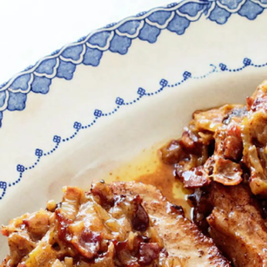 The Keto Guide - Bacon & Caramelized Onion Pork