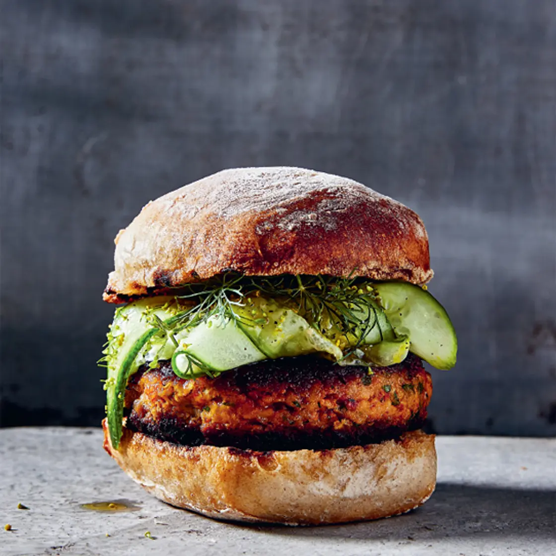 CHICKPEA AND GRILLED PEPPER BURGER WITH DILL-DUNKED CUCUMBER SALAD