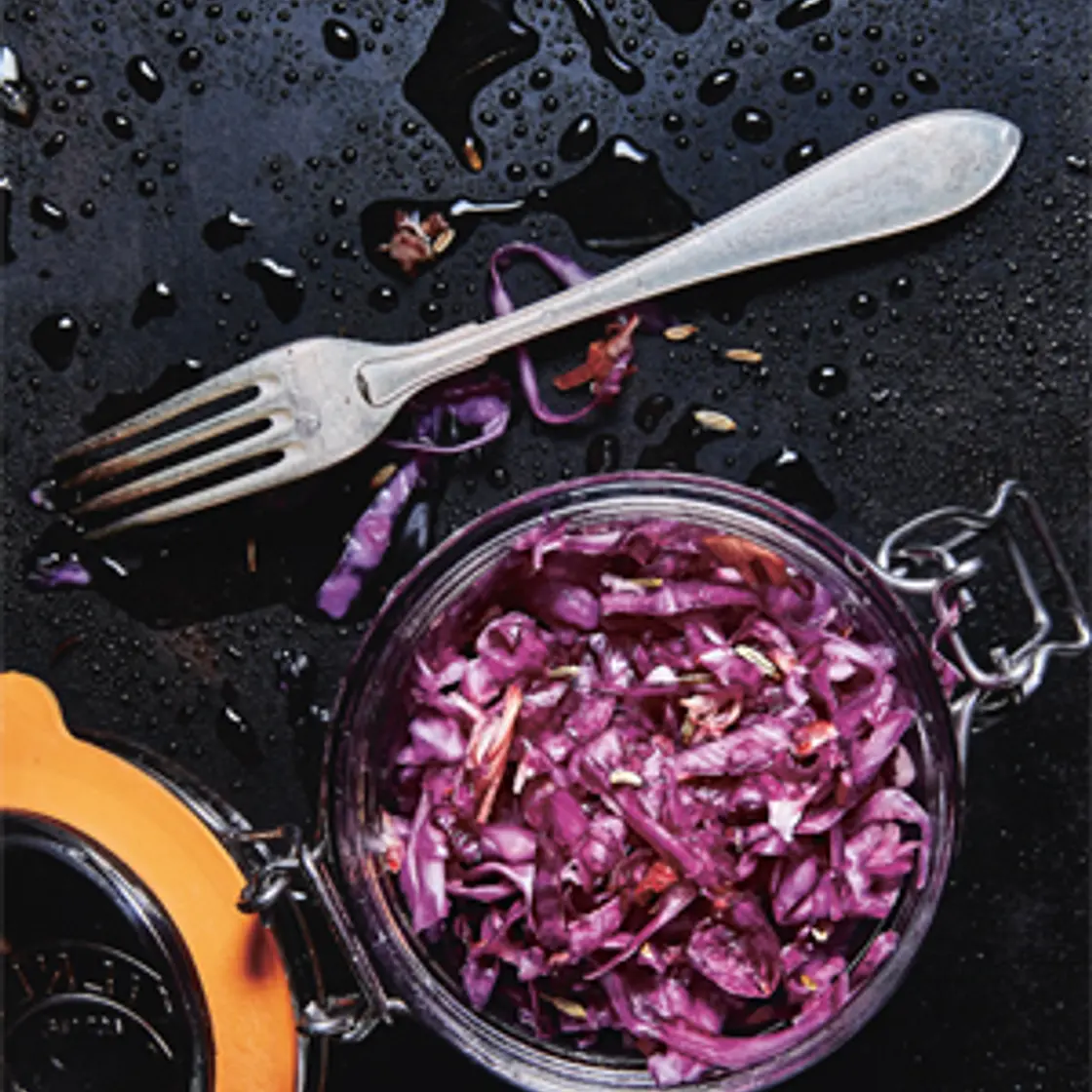 PURPLE SWEETHEART CABBAGE AND APPLE SAUERKRAUT
