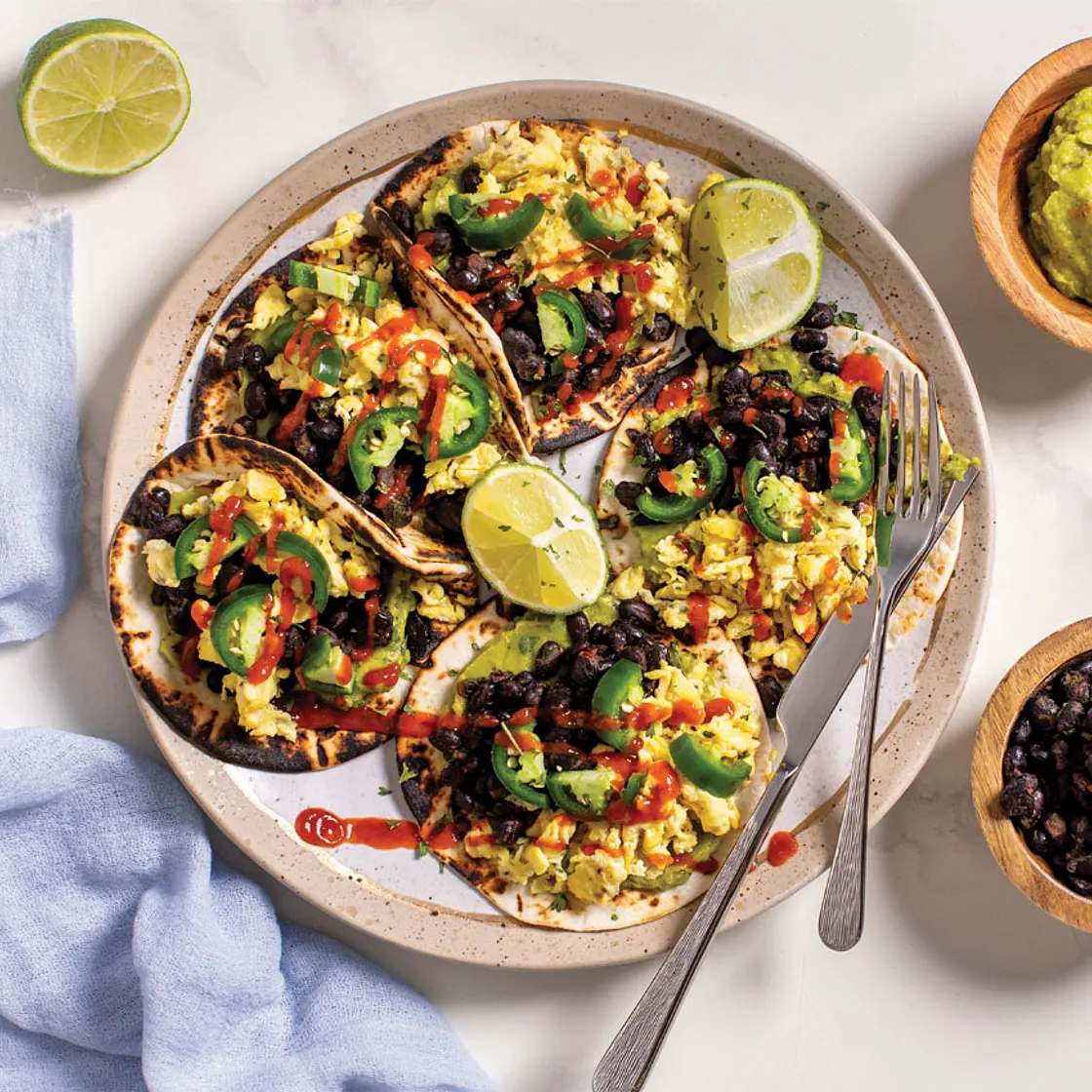 Meatless
BREAKFAST TACOS
