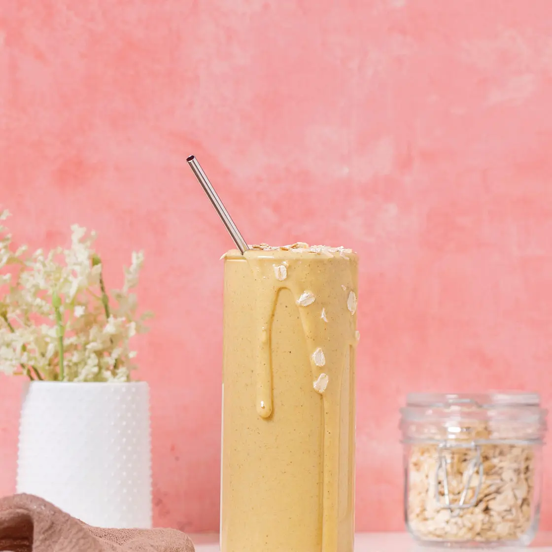 Peanut Butter Banana
OAT SMOOTHIE