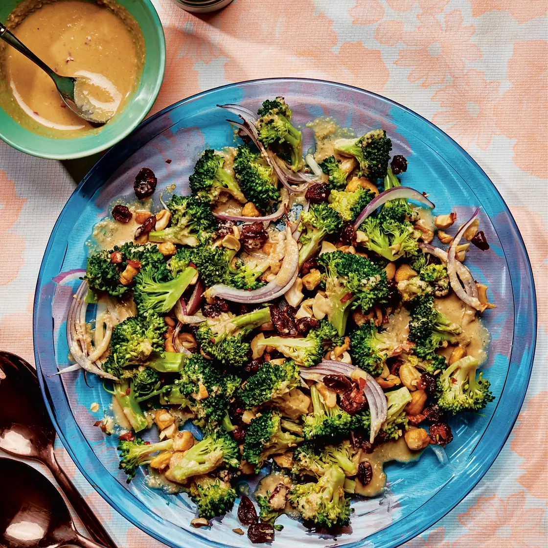 broccoli salad with creamy cashew dressing