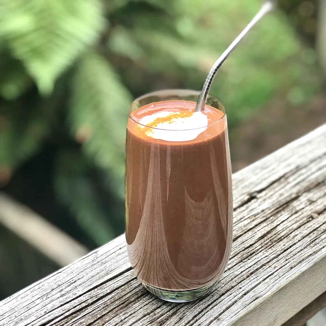 Chocolate Energy Smoothie (with Irish Moss)