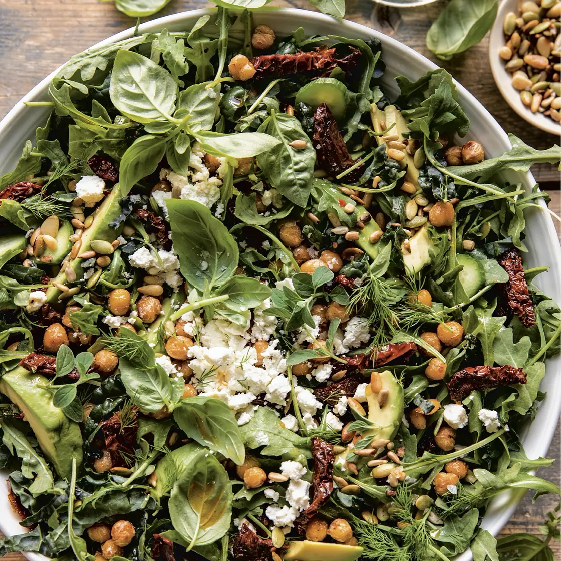 herby sun-dried tomato salad with chickpeas and lemon vinaigrette