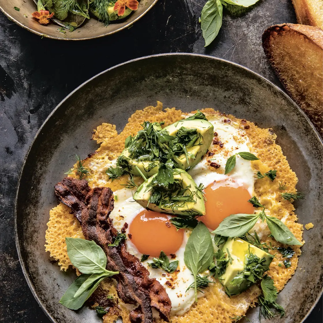 cheddar-fried eggs with bacon and herbs