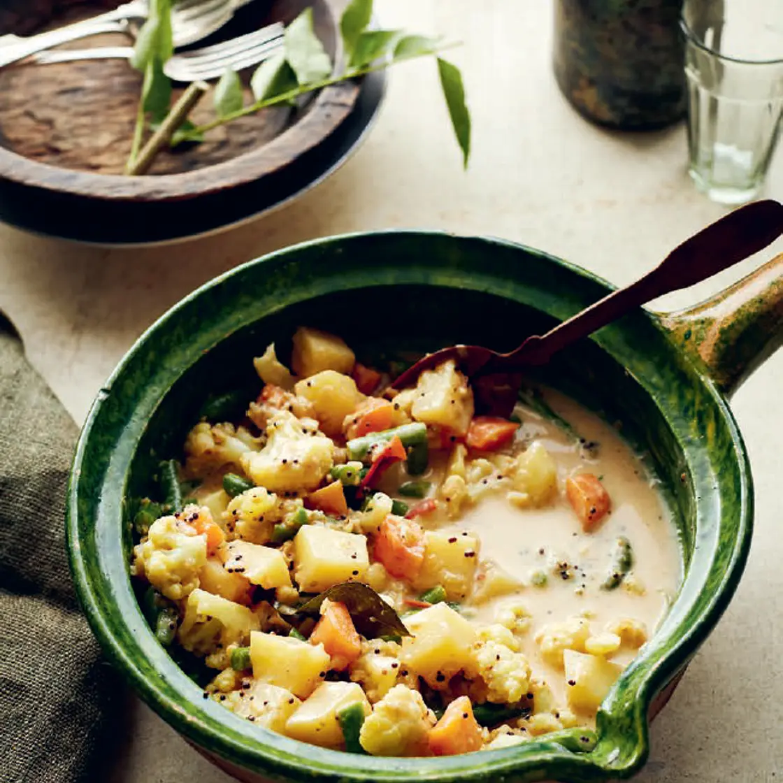 KERALA VEGETABLE KURMA  South Indian Vegetable Kurma