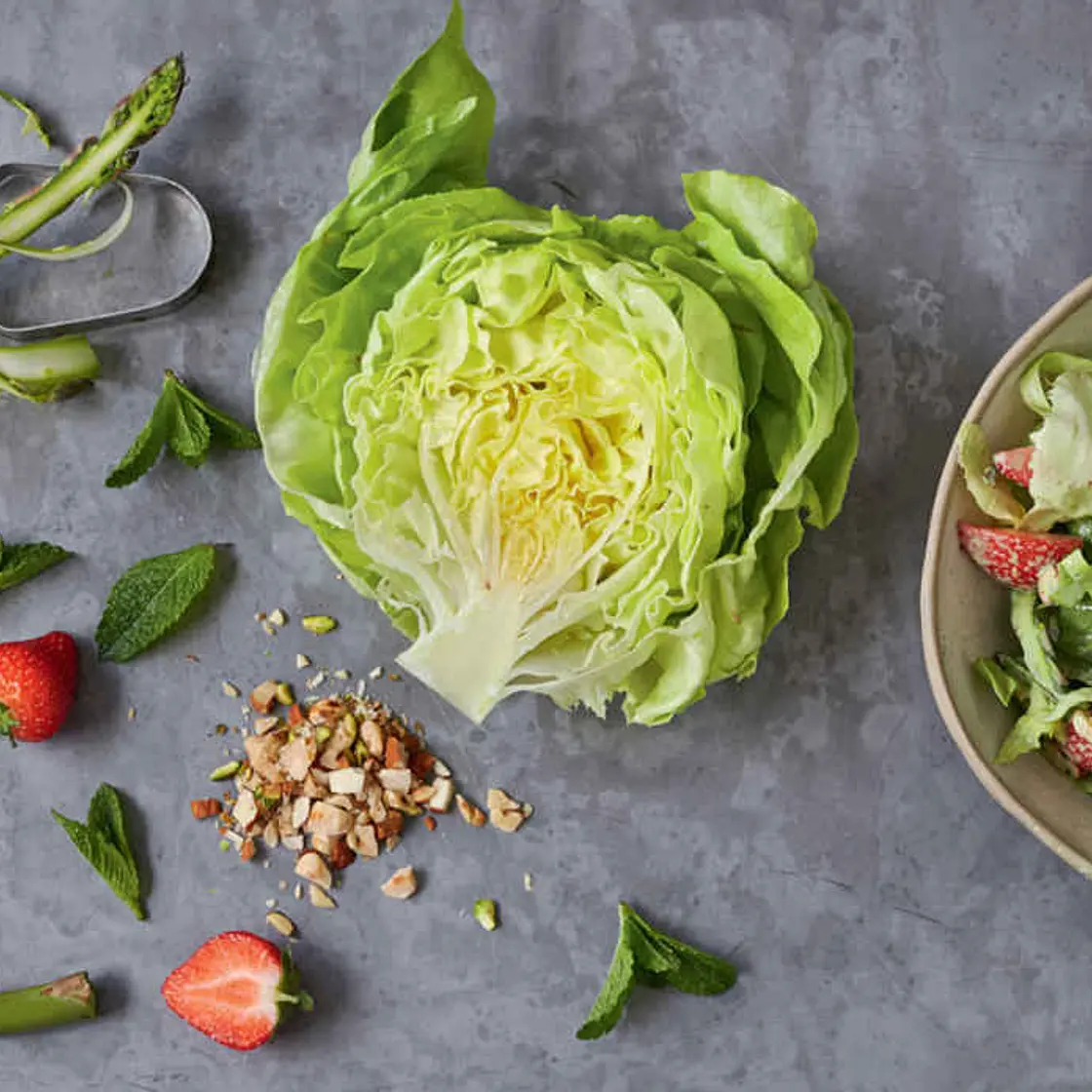 ROUND LETTUCE, ASPARAGUS, STRAWBERRY & MINT SALAD