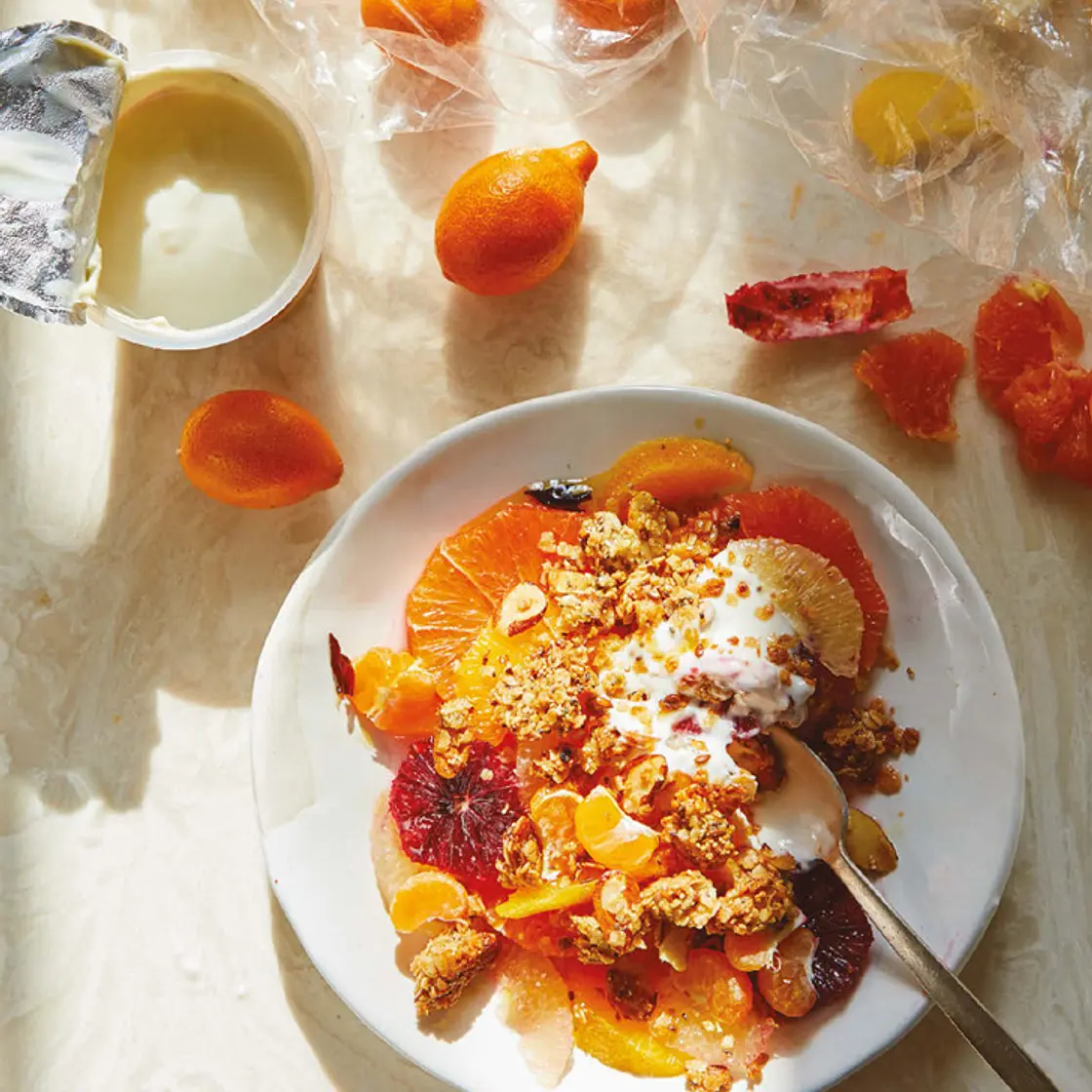 citrus breakfast salad with spicy chile granola