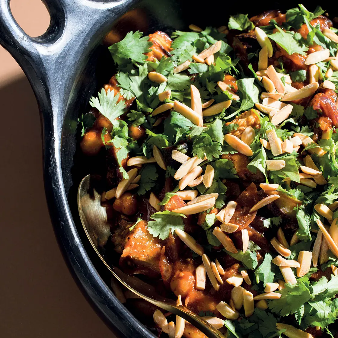 Lebanese-Style Eggplant and Chickpea Stew