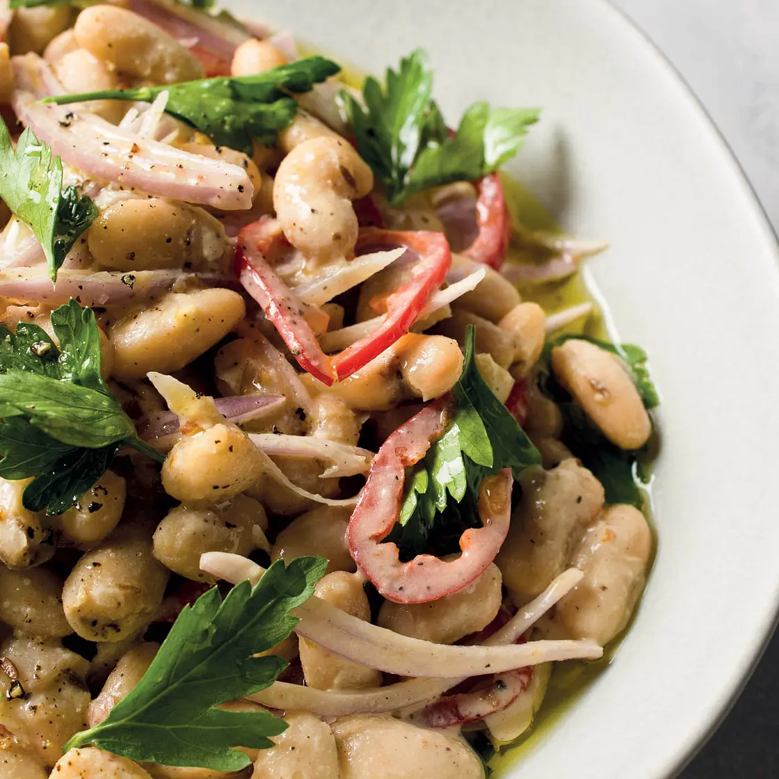 Spicy White Beans with Tahini, Lemon and Parsley