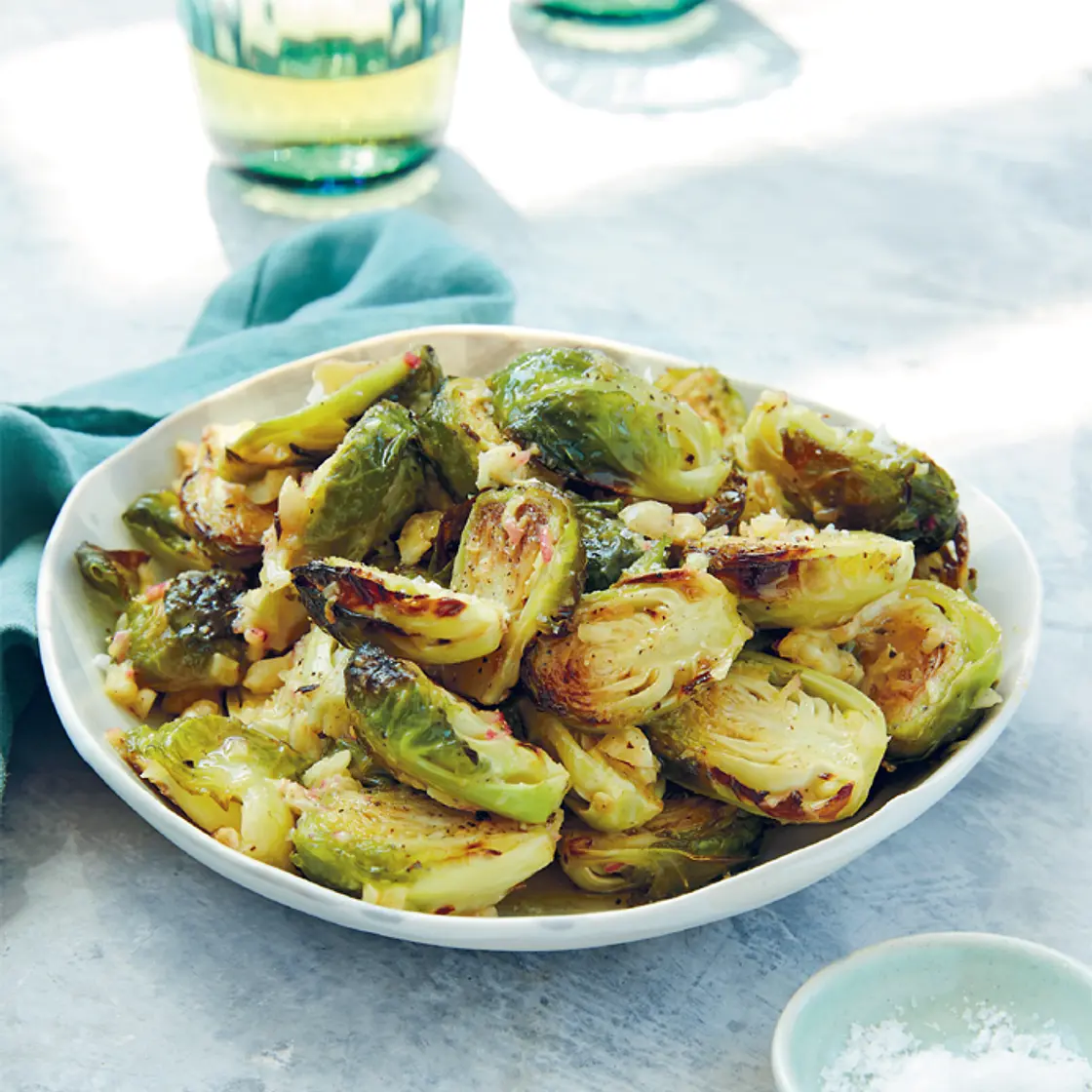 Roast brussels sprouts with hazelnuts