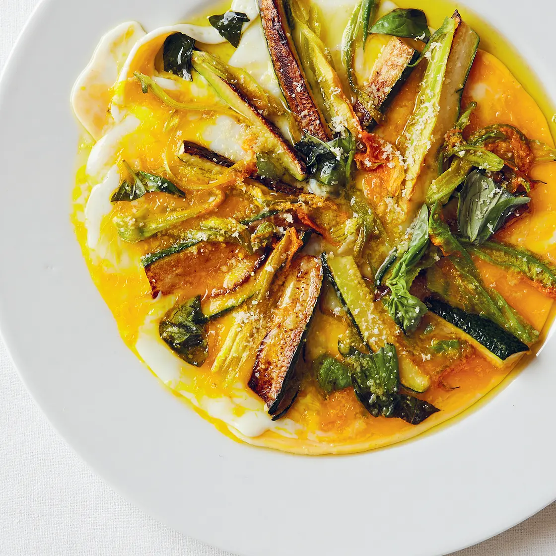 Handkerchief of Z ucchini and Its Blossoms