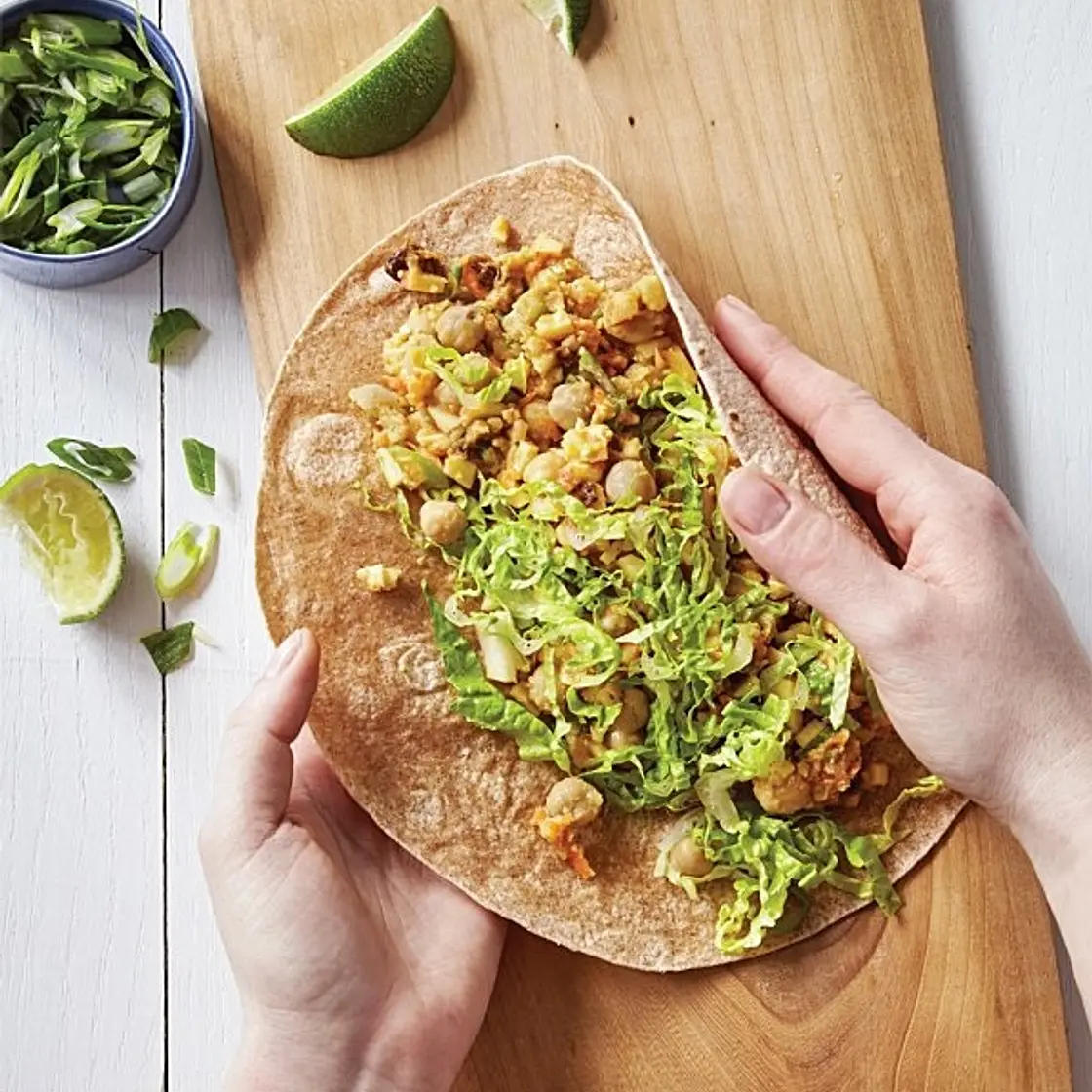 CURRIED CHICKPEA WRAPS