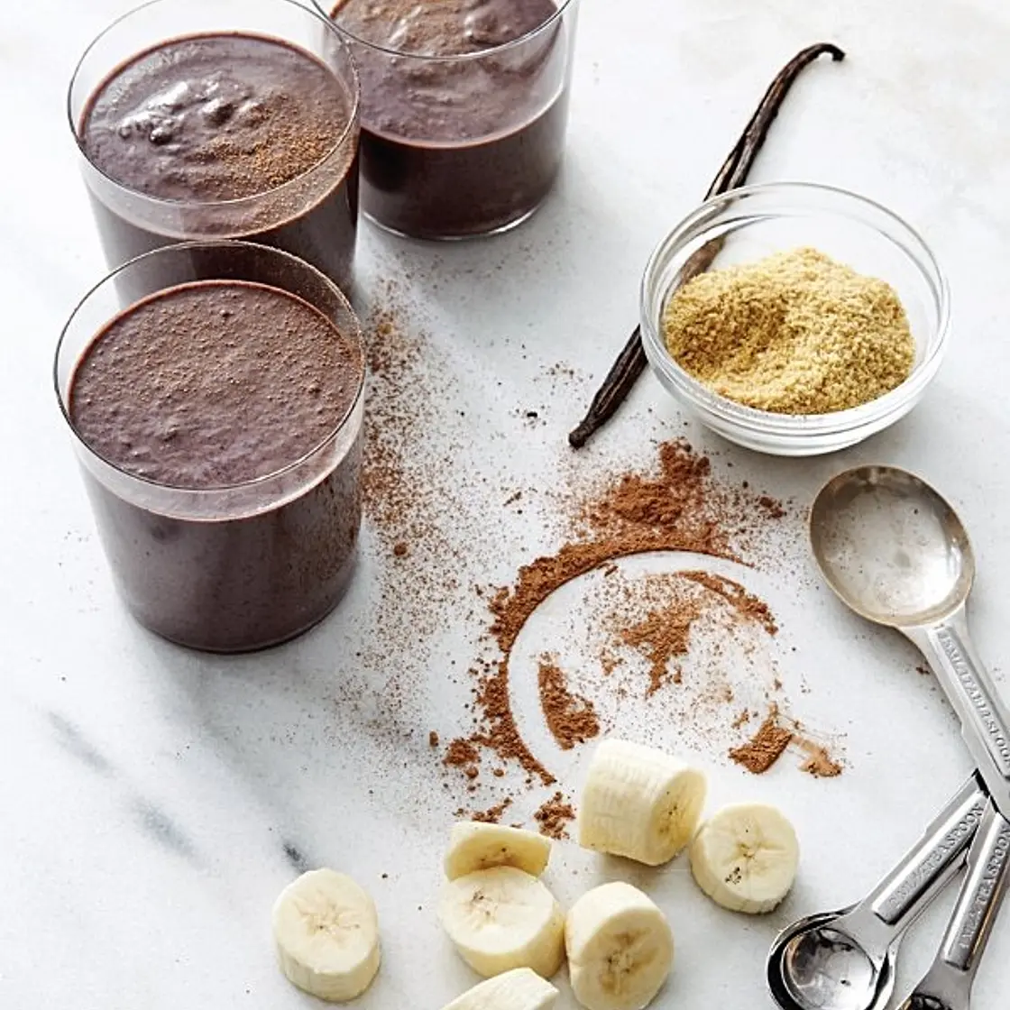 BANANA-CHOCOLATE SMOOTHIE