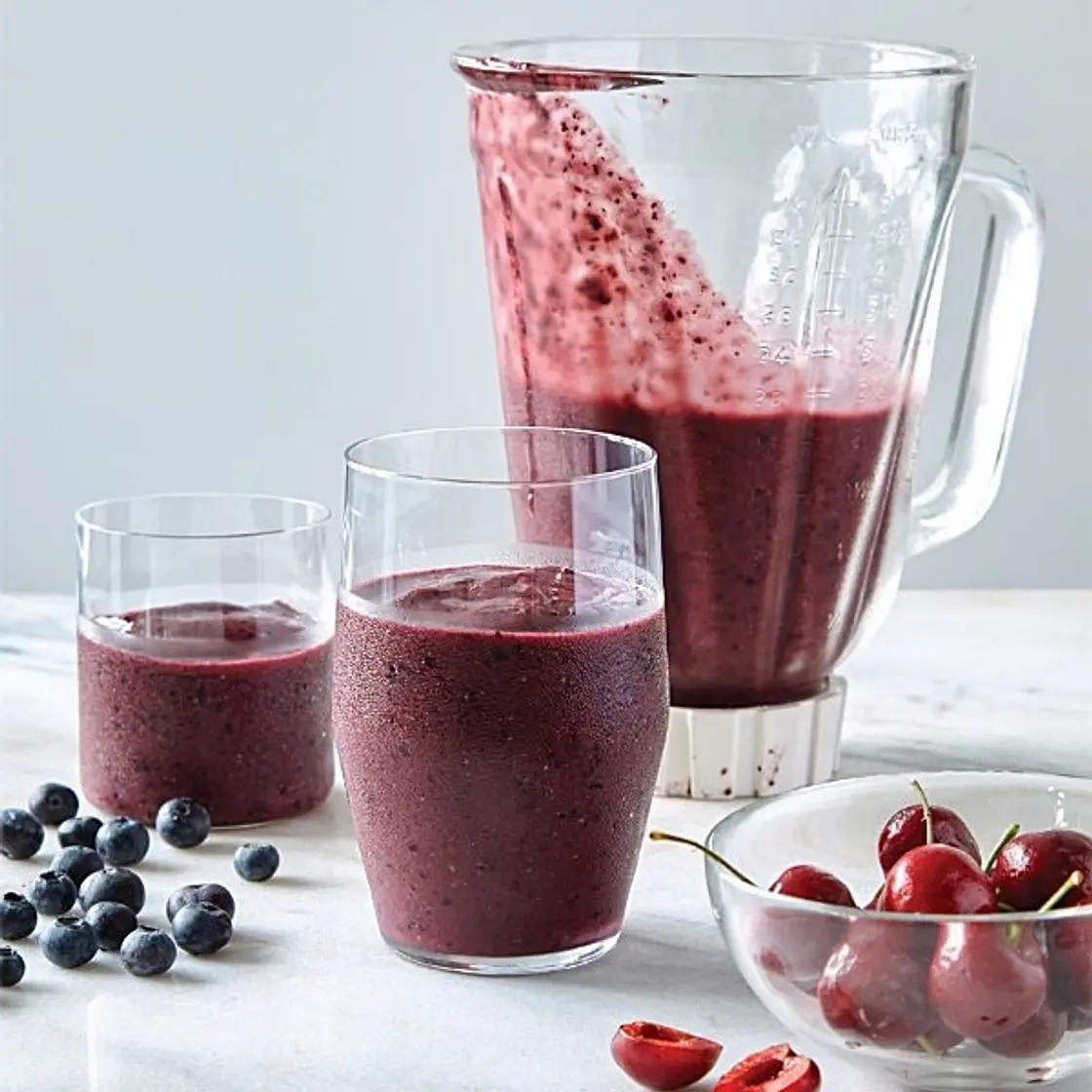 CHERRY-BERRY SMOOTHIE