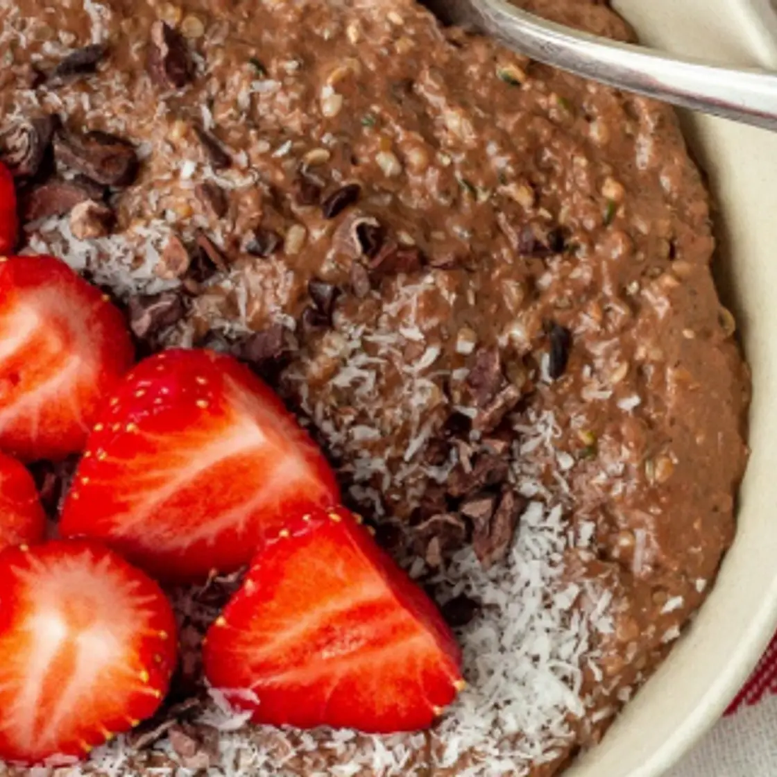 Chocolate Almond Hemp Seed Porridge