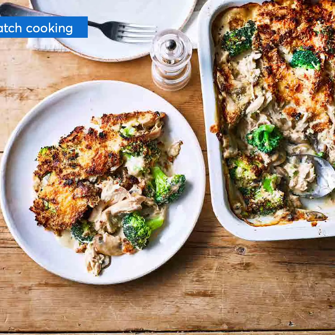 Chicken, mushroom and broccoli bake