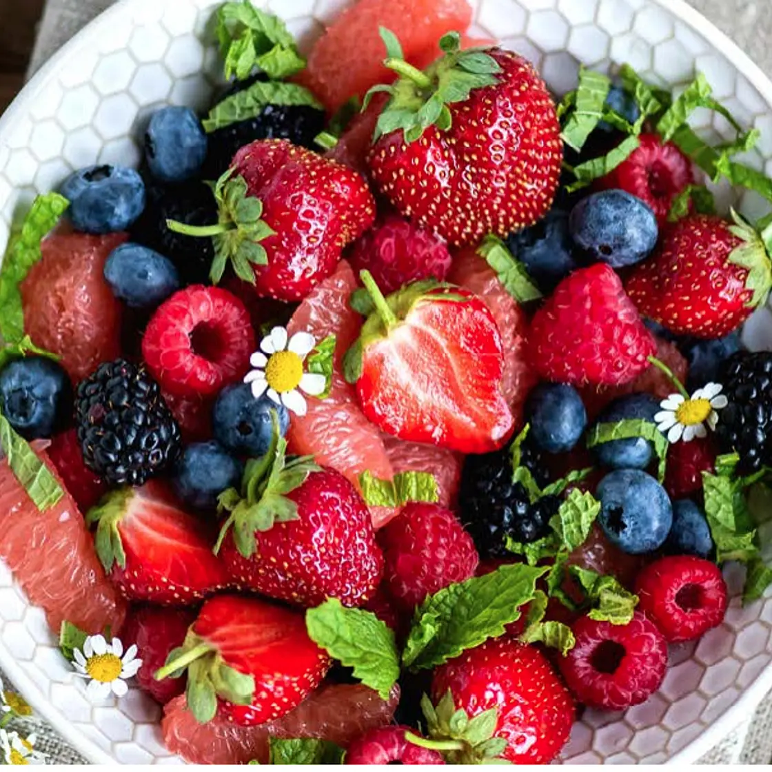 Bright Berry Salad