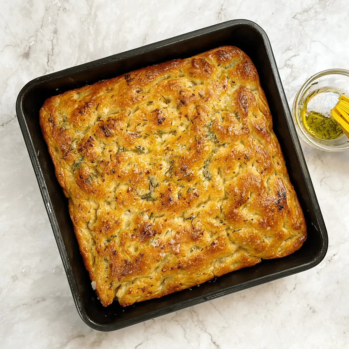 GARLIC & ROSEMARY FOCACCIA
