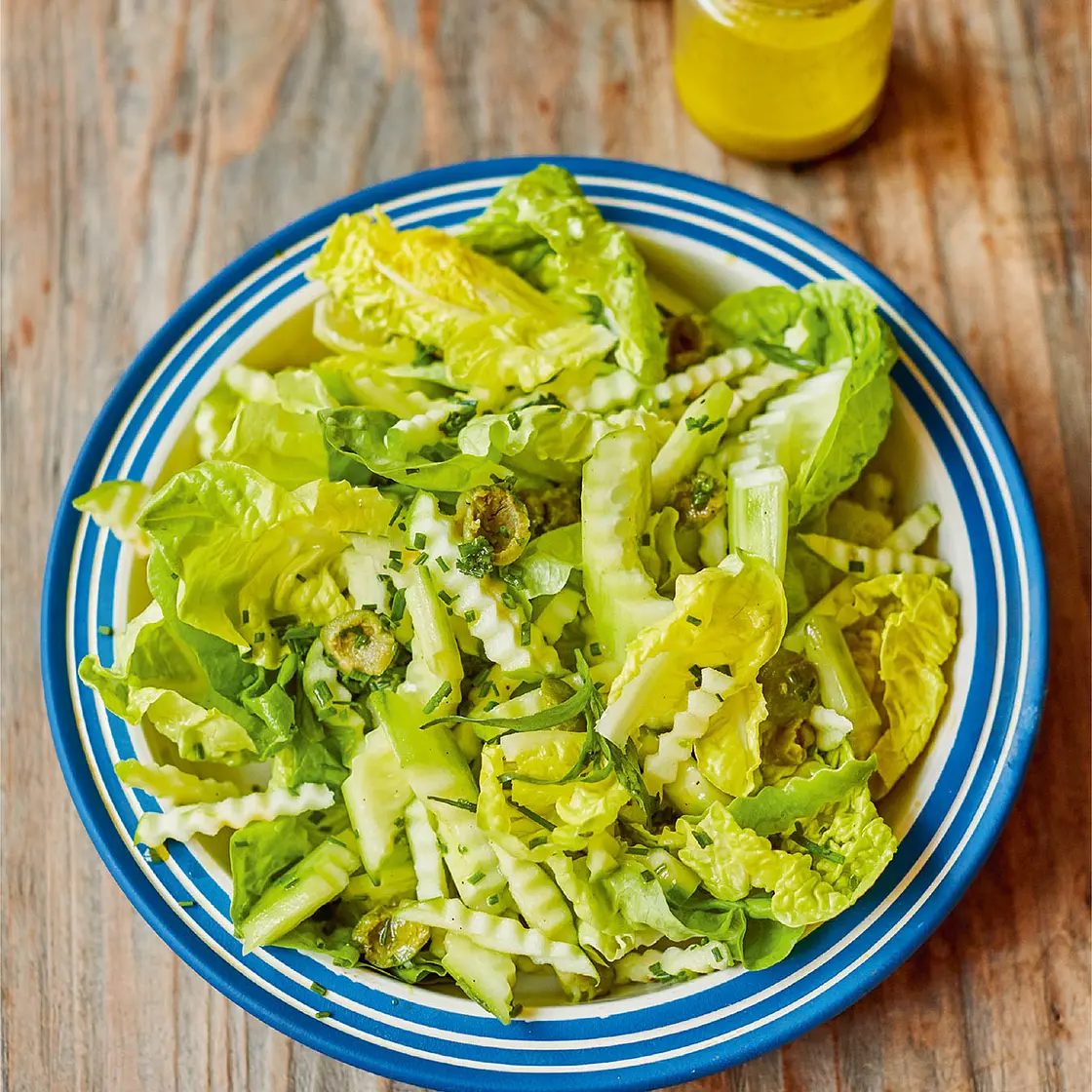 BUDDY’S GREEN SALAD LITTLE GEM, APPLE, CUCUMBER & HERBS