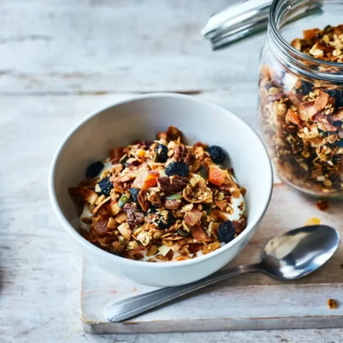 Low carb Coconut Granola