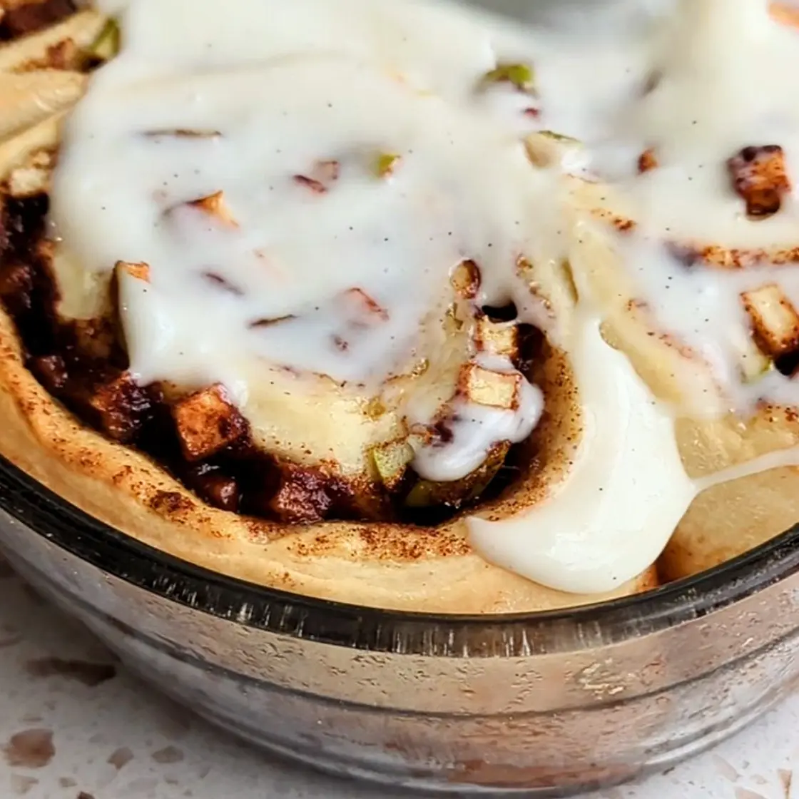 Apple Cinnamon Rolls