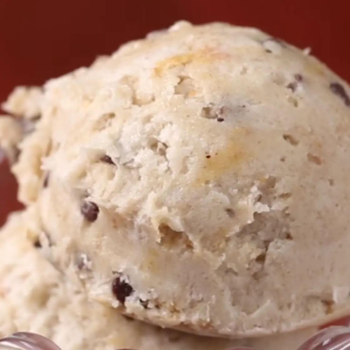 Peanut Butter Banana Ice Cream