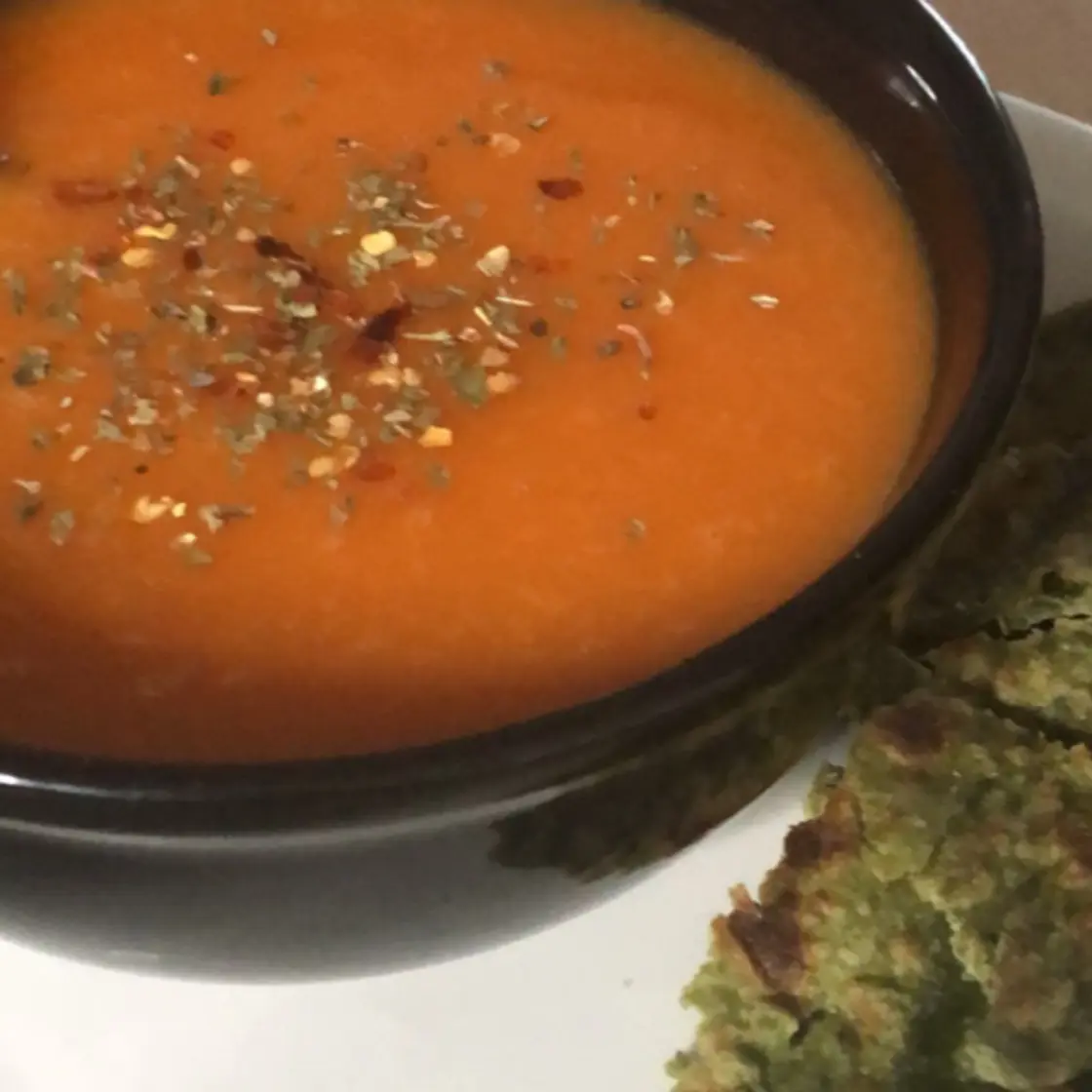 Tomato & Basil Soup