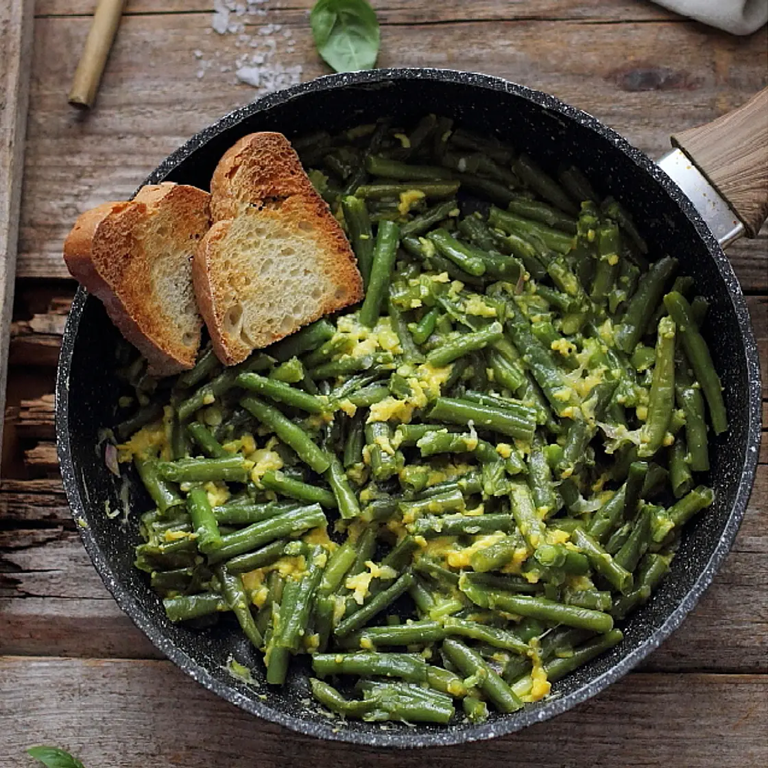 Green Beans with Eggs