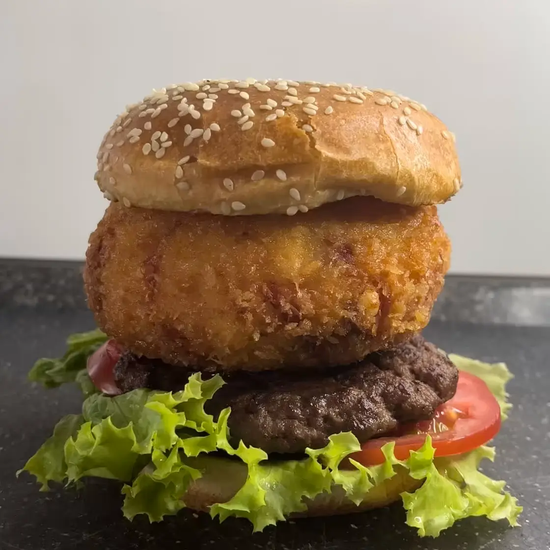 Babybel Burger