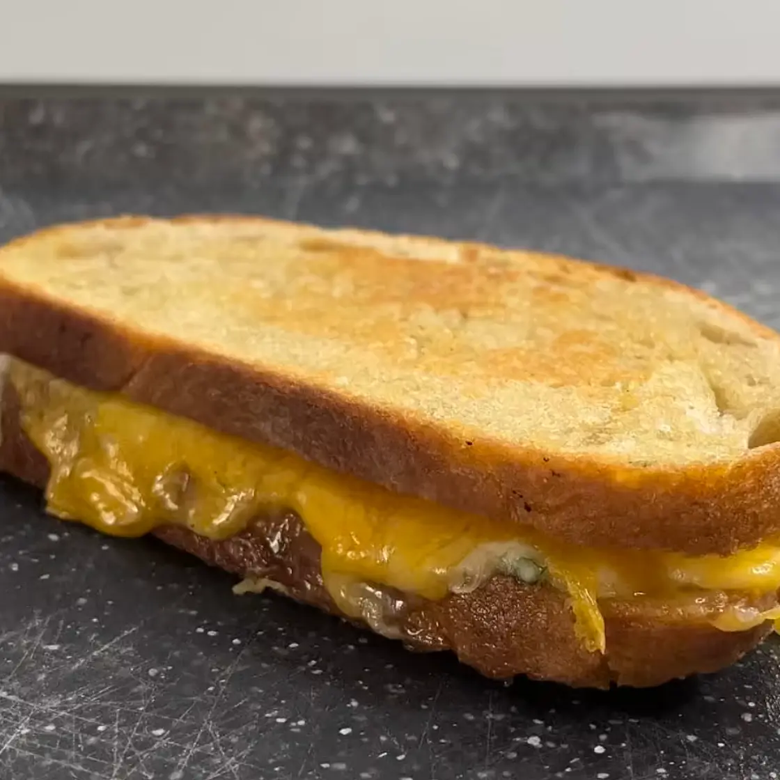 Das virale Knoblauchbutter Sandwich