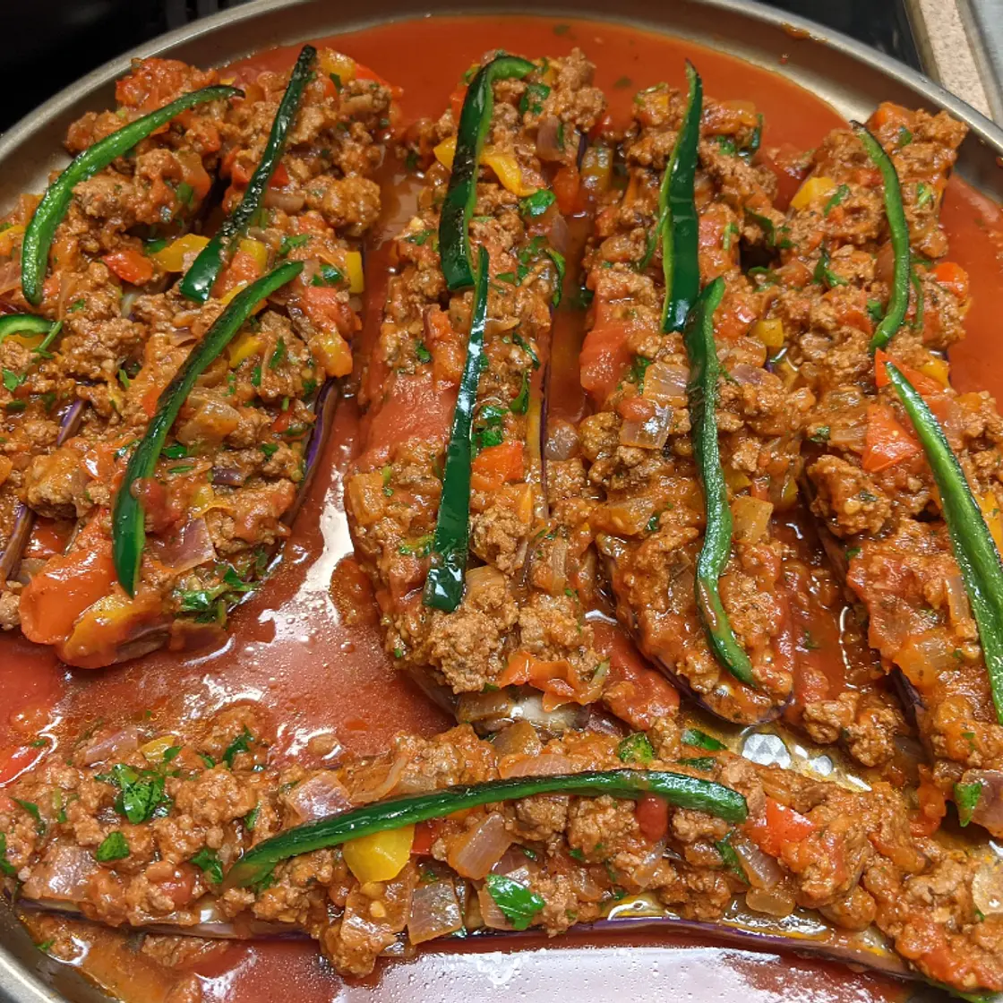 Turkey Meat Stuffed Eggplant