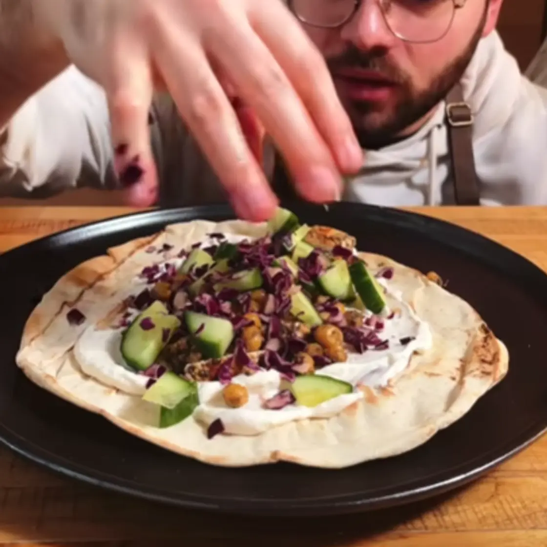 Za'atar chicken with pita bread