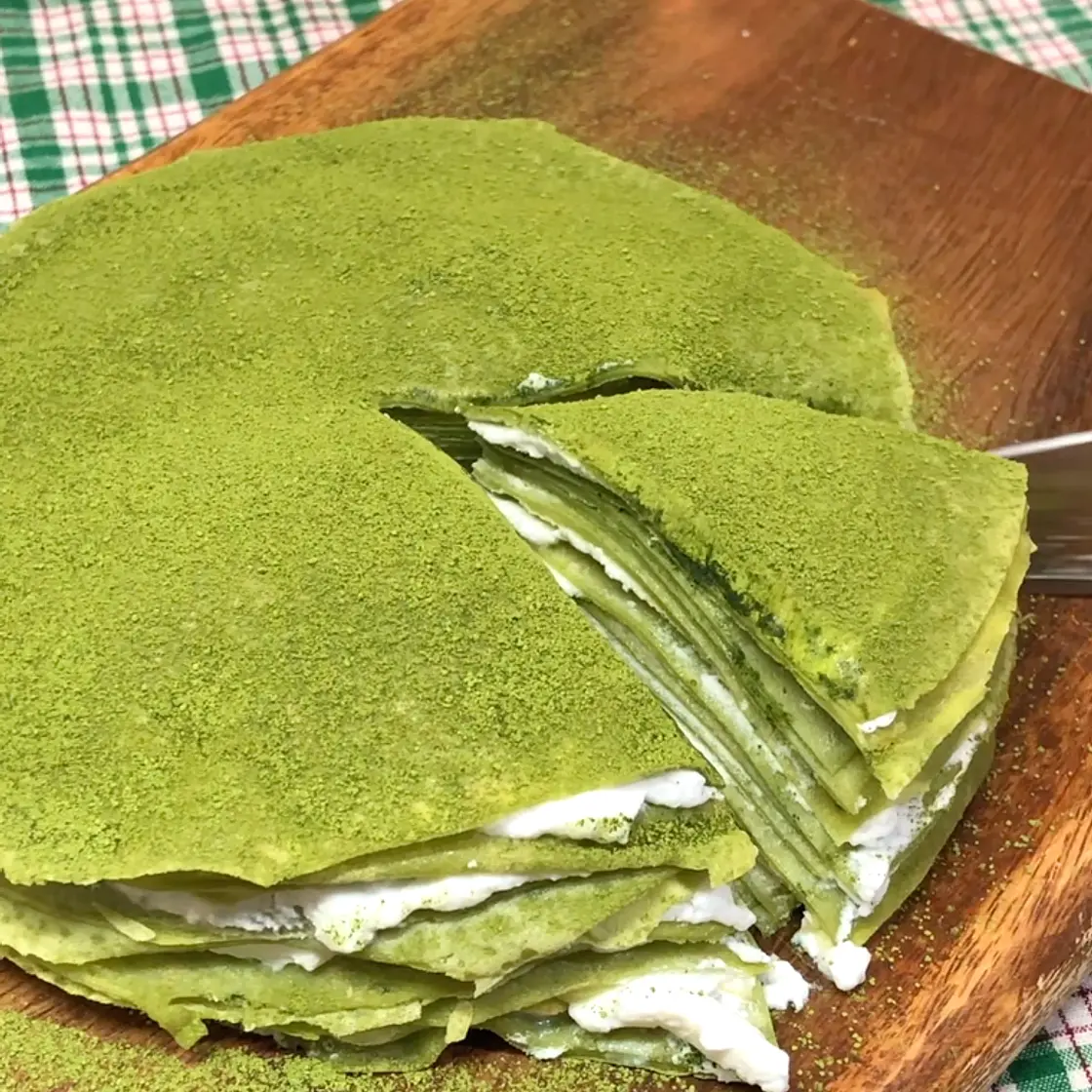Matcha Crepe Cake