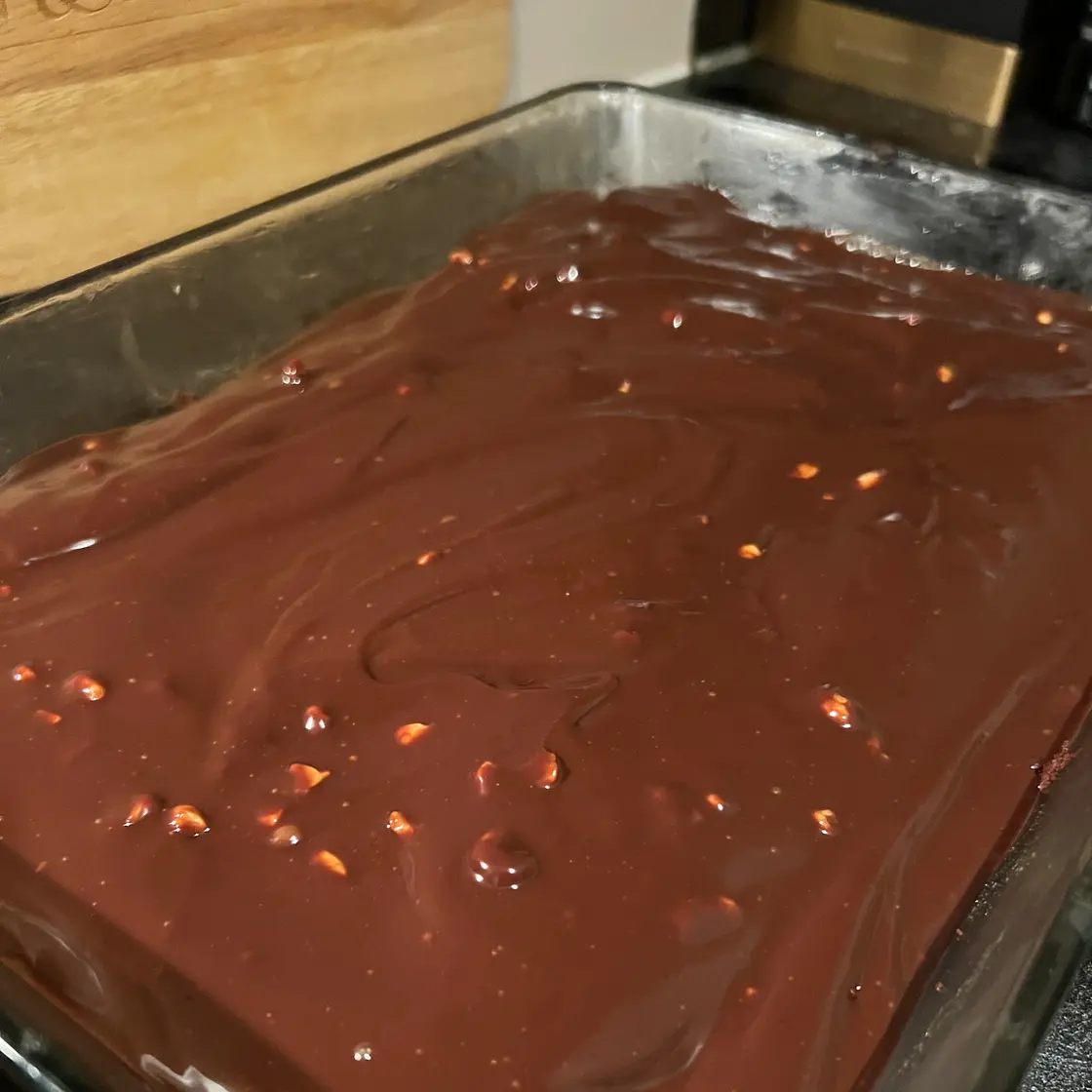 CHOCOLATE GANACHE BROWNIES