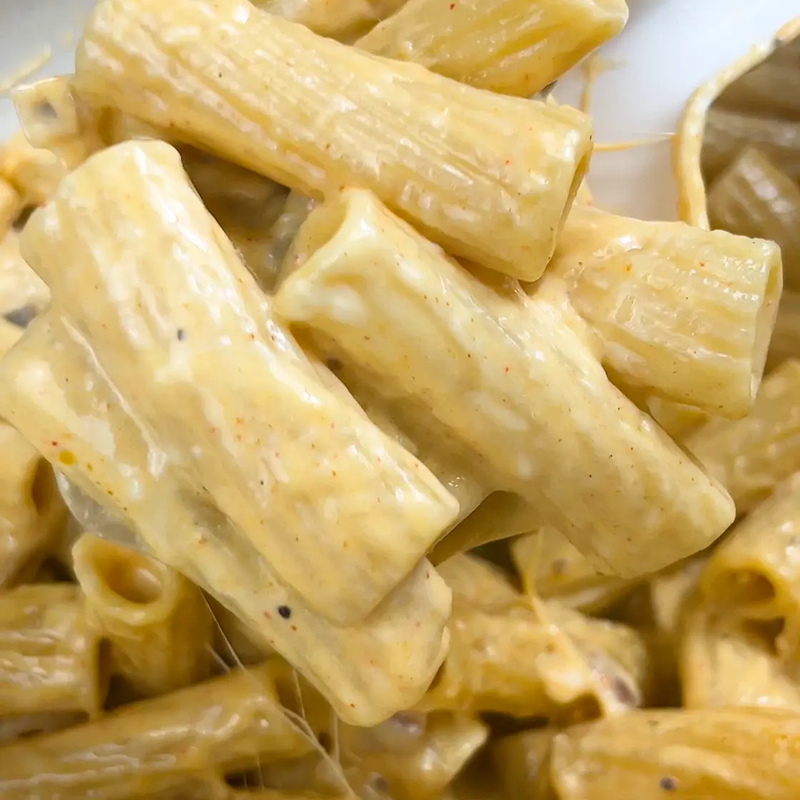 Creamy Mushroom & Mozzarella Pasta 🥰