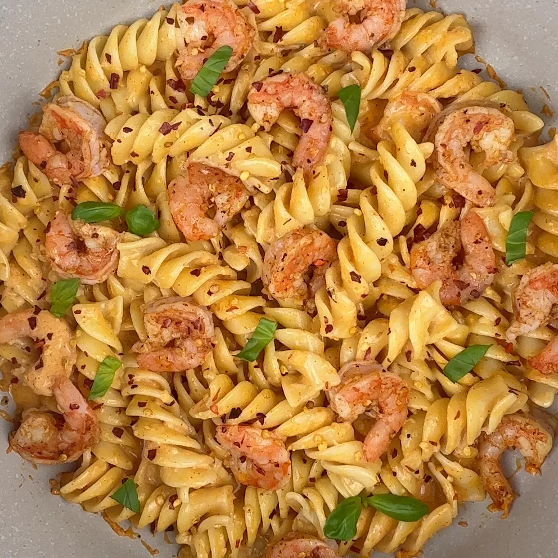 Creamy Shrimp & Garlic Pasta 🍤
