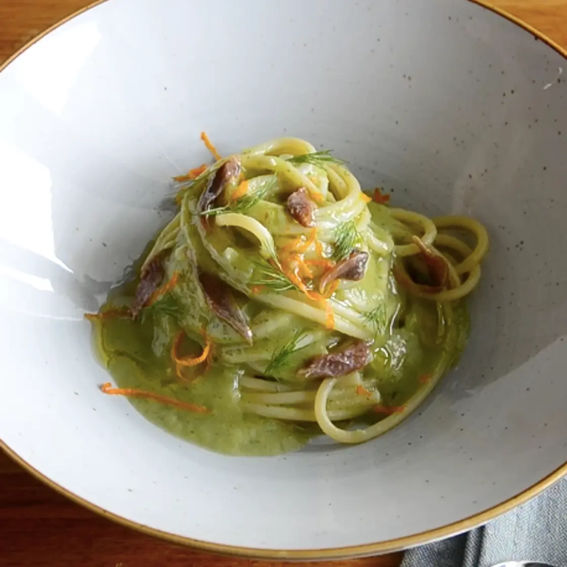 ITALIANO - Spaghetti al finocchio, arancia e acciughe