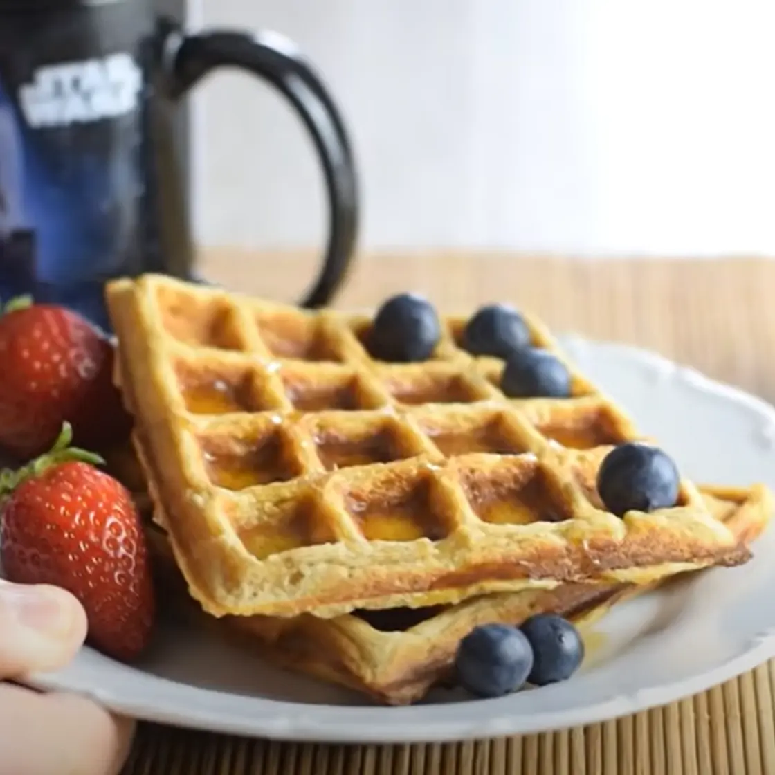 HEALTHY waffle recipe with oats