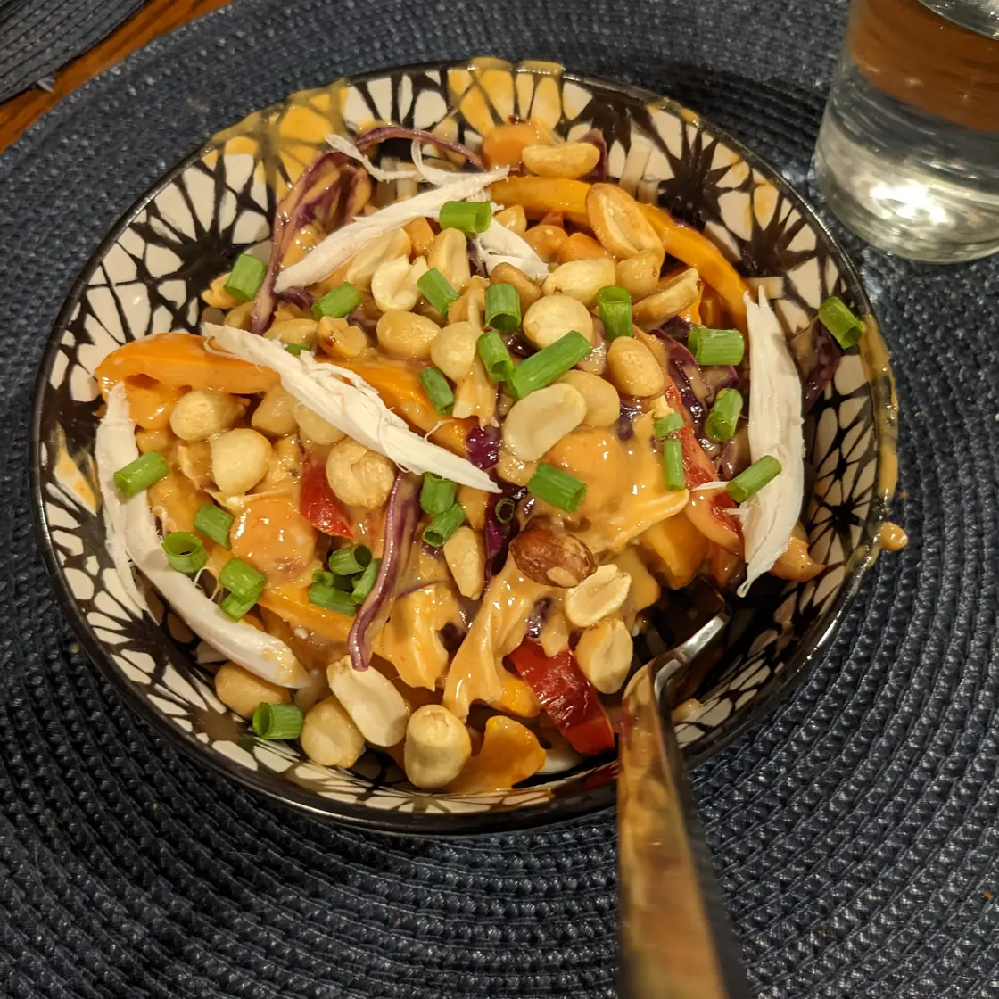 Rainbow Ramen Pad Thai 🌈
