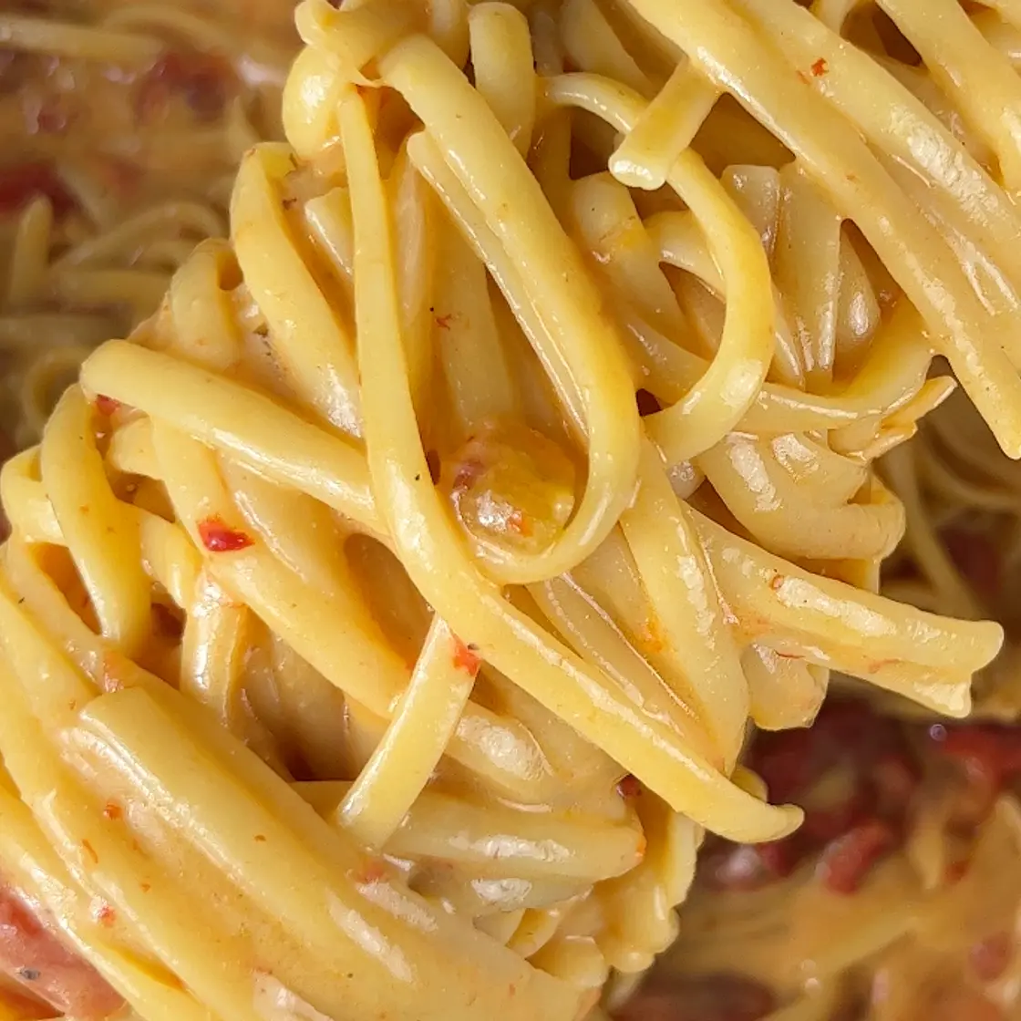 Creamy Roasted Red Pepper Pasta