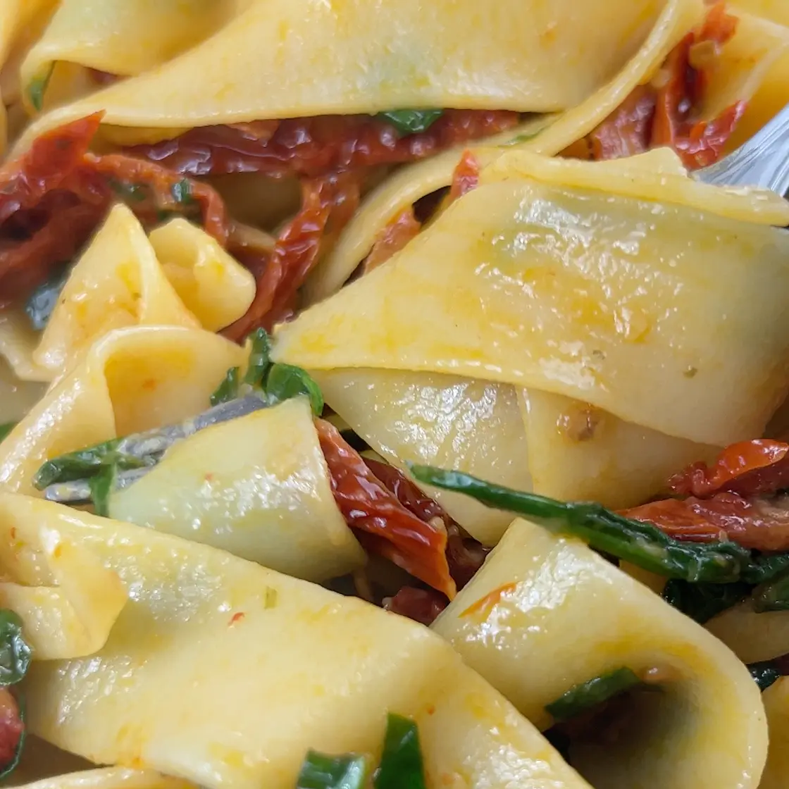 Easy Sun-dried Tomato Pasta
