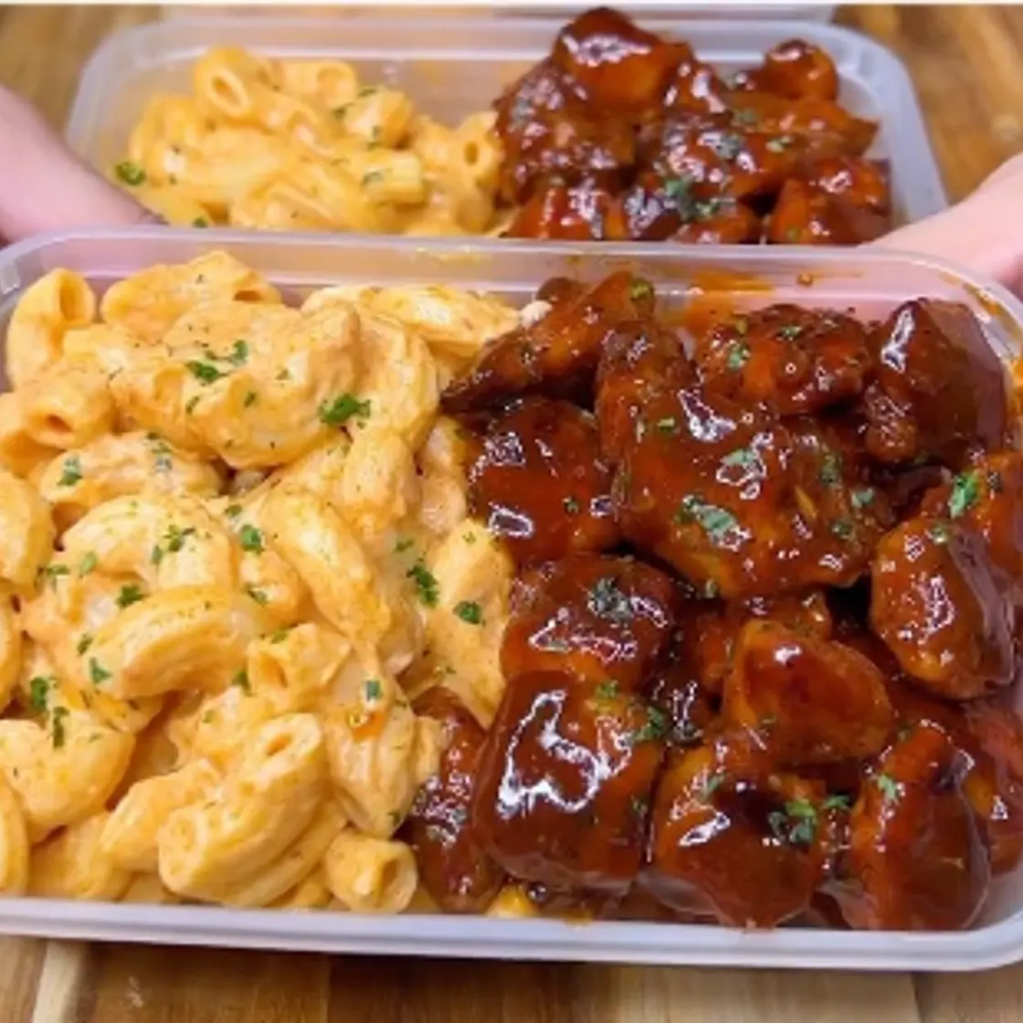 Paprikaš testenine+bbq sauce meso