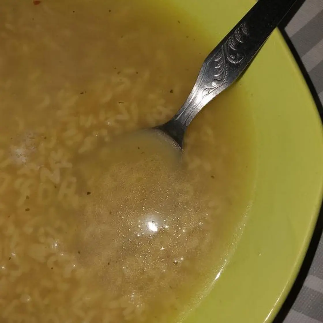 sopa de fideos