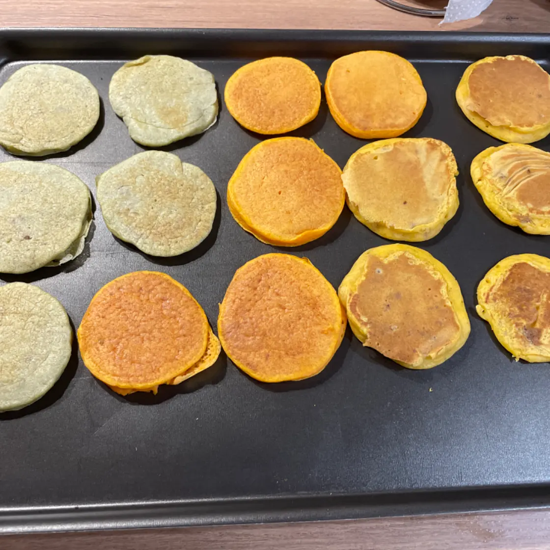 Pancakes colorés aux légumes - DME bébé dès 6 mois