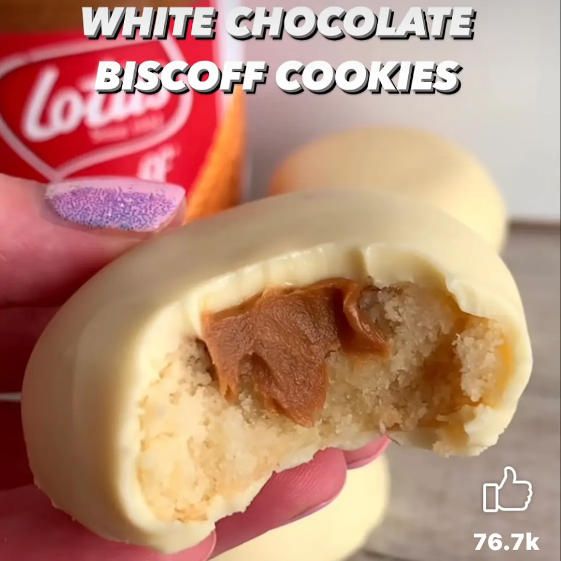 5-INGREDIENTS WHITE CHOCOLATE BISCOFF COOKIES