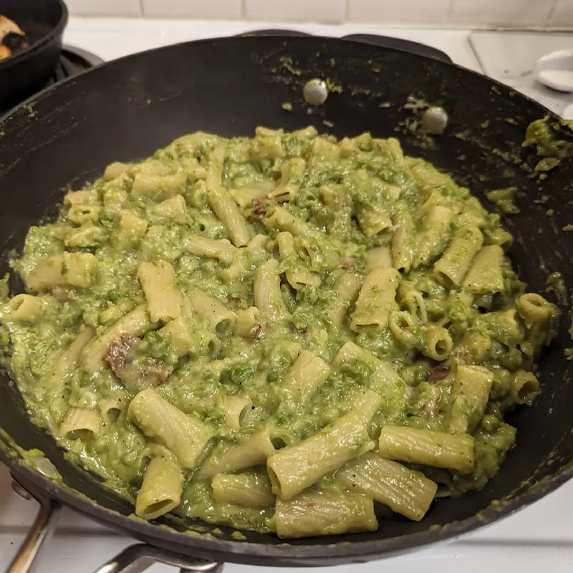 CREAMY ONE POT PASTA